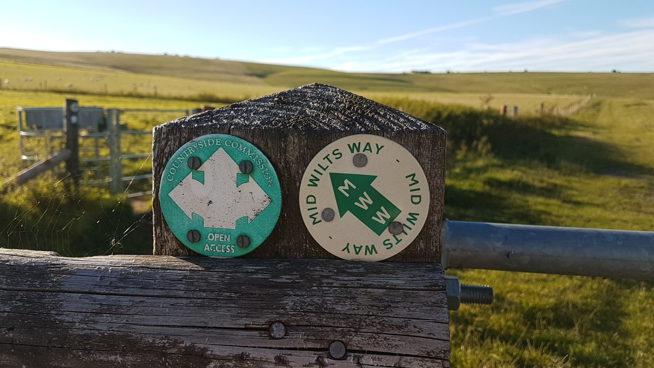 Mid-Wilts Way waymarker
