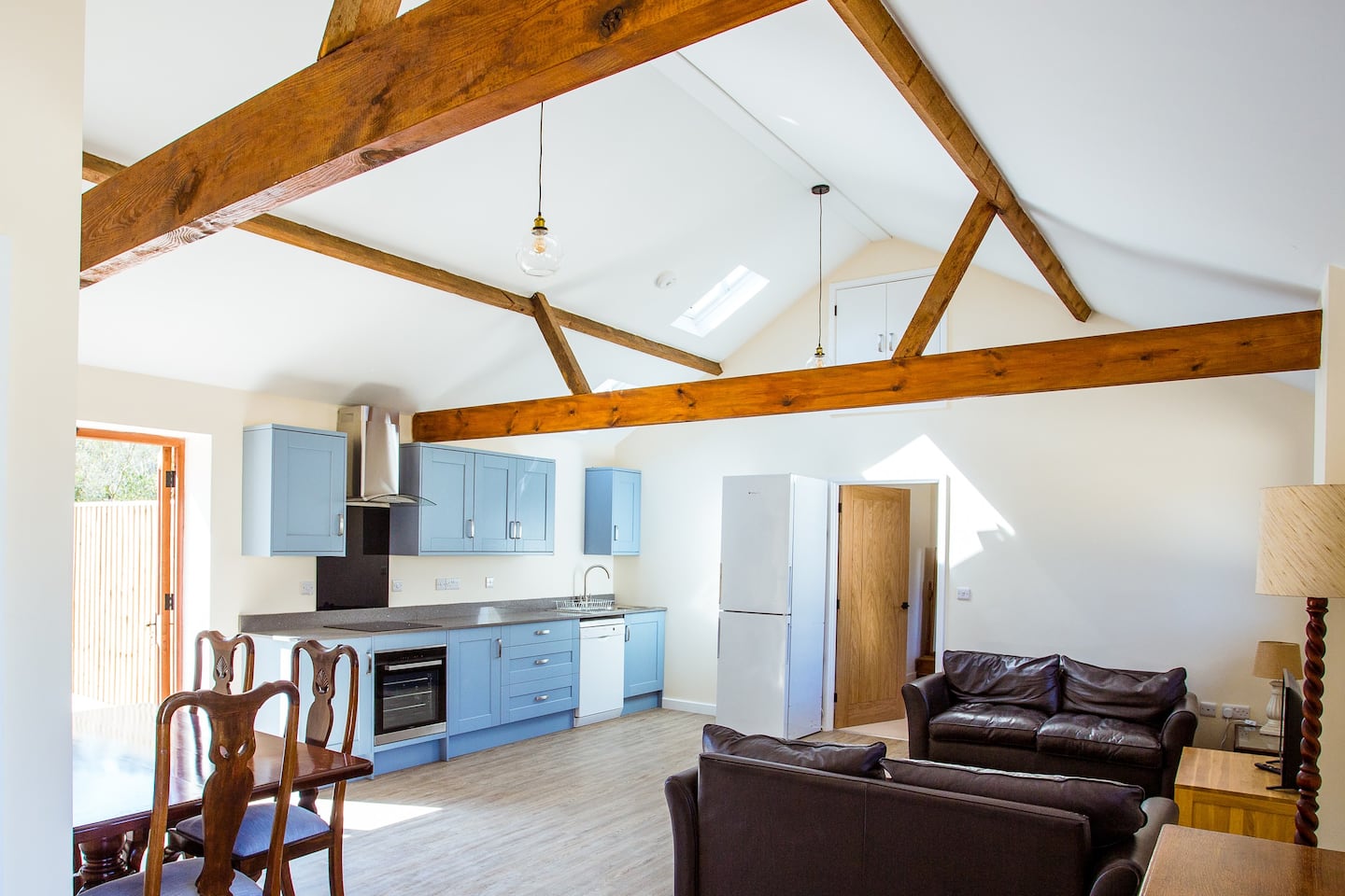 l40280_40281_Swallows-Nest-open-plan-living-area